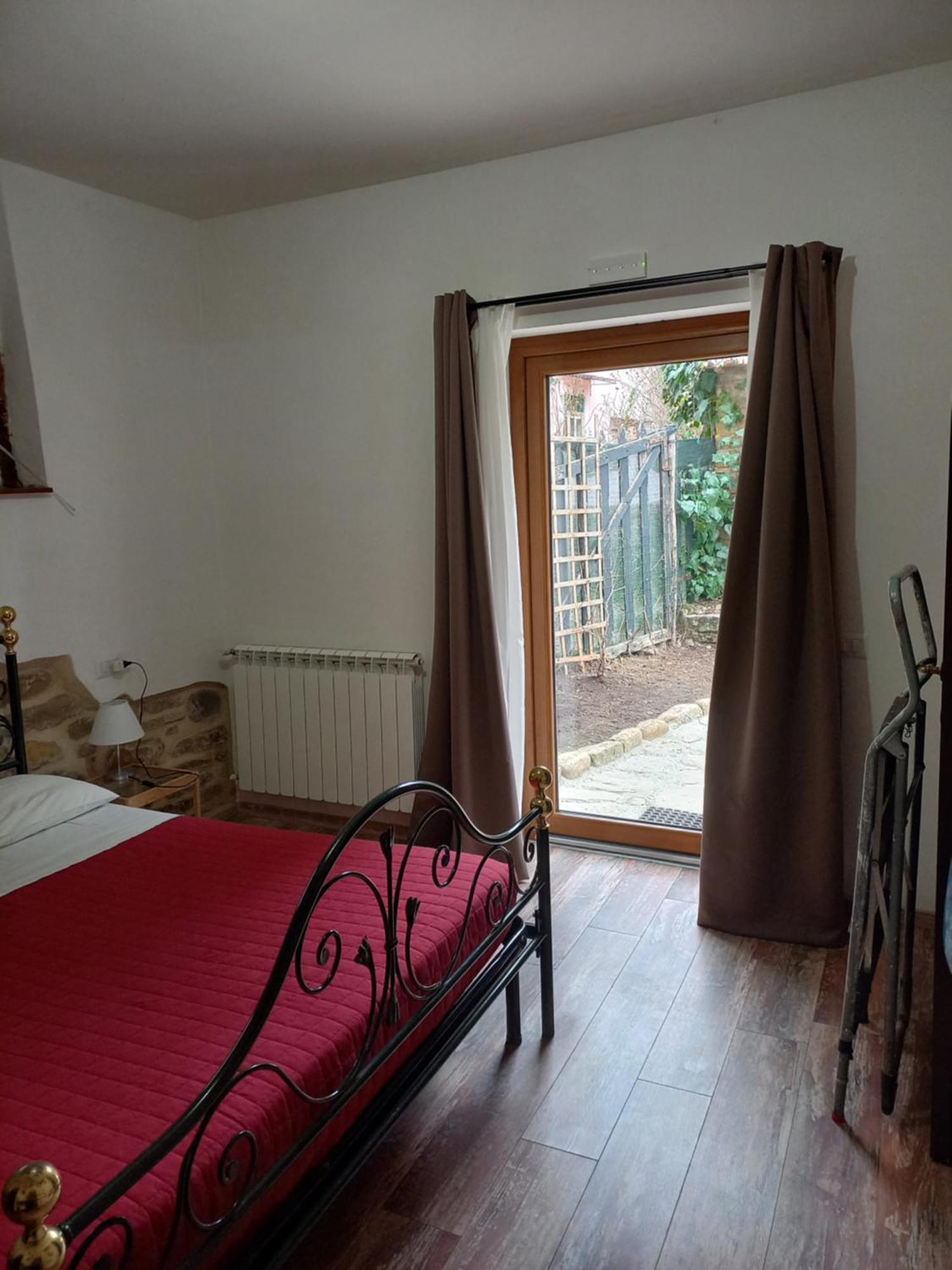 B&B Il Pittore Борго-Сан-Лоренцо Екстер'єр фото