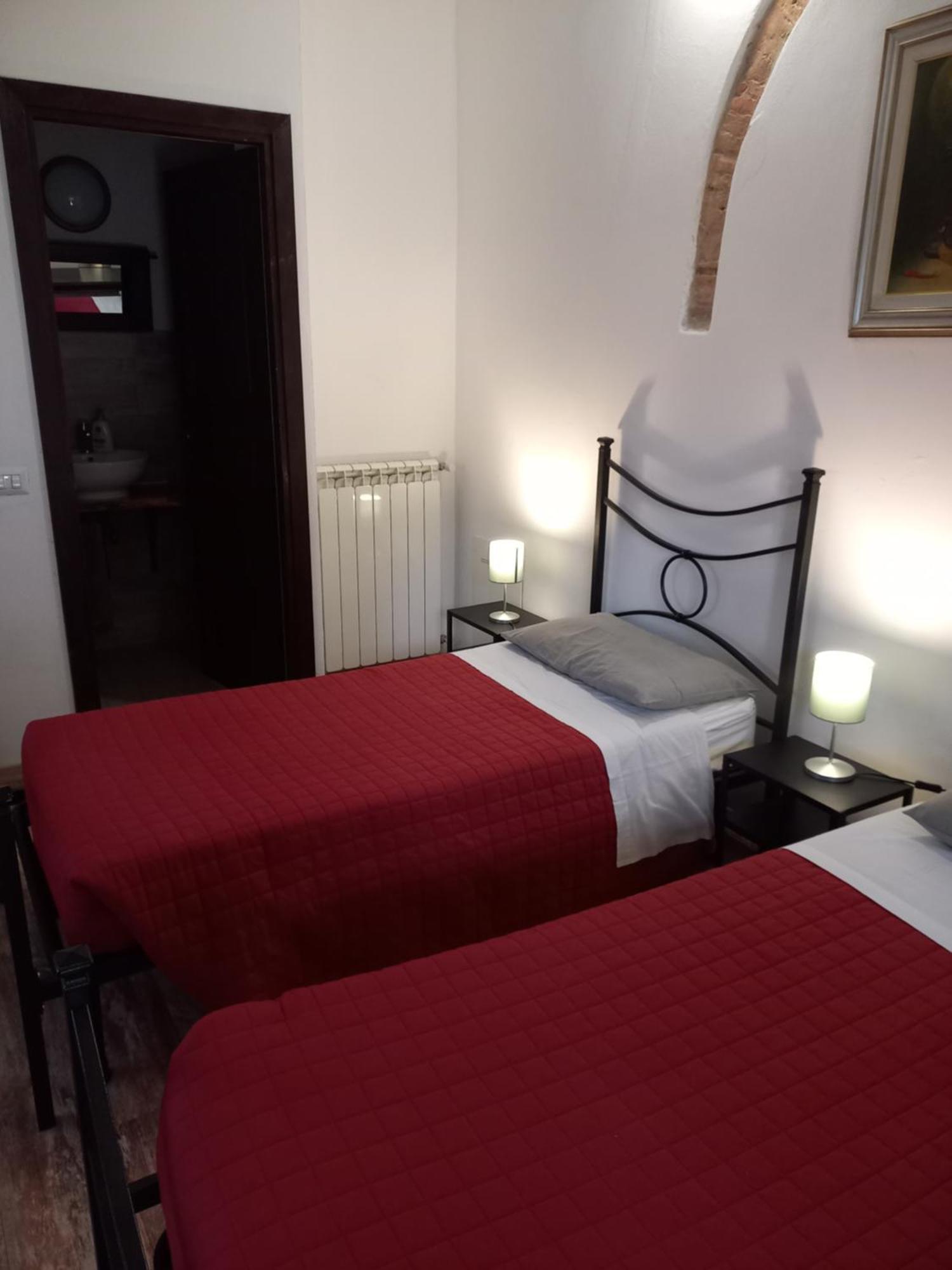 B&B Il Pittore Борго-Сан-Лоренцо Екстер'єр фото