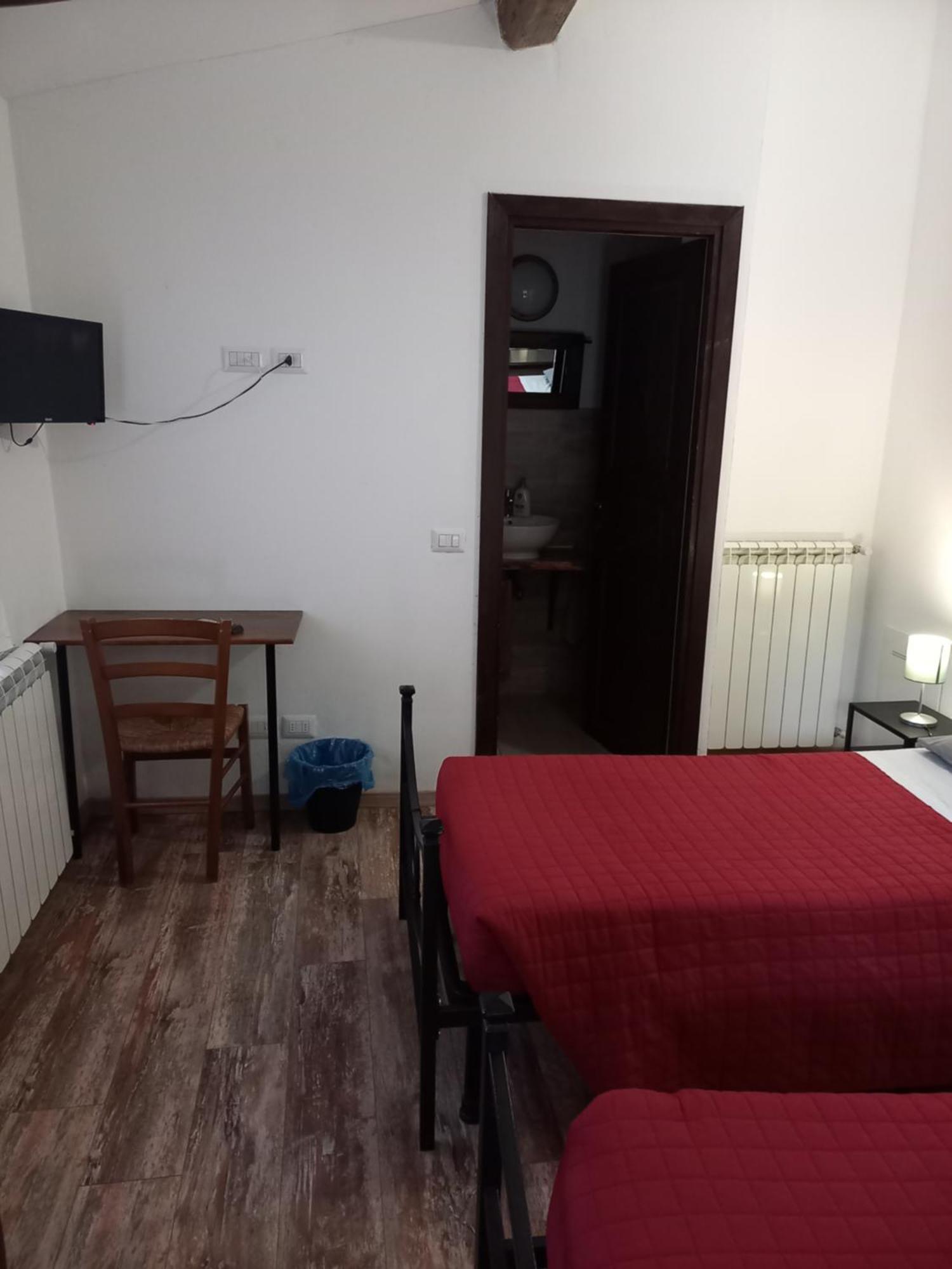 B&B Il Pittore Борго-Сан-Лоренцо Екстер'єр фото